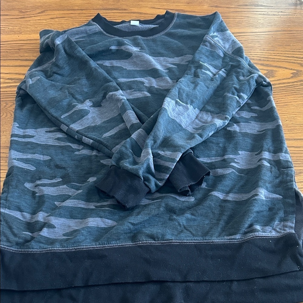 Old Navy Black and Gray Sweatshirt/9